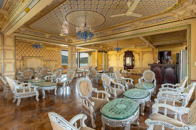 Rang Tarang Bar Chunda Palace Udaipur