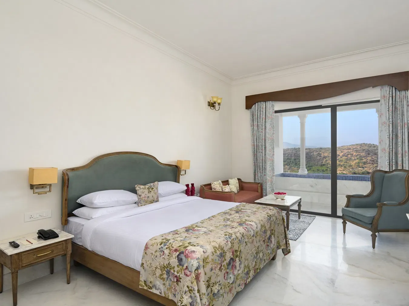 Fateh Vilas Plunge Pool Suite