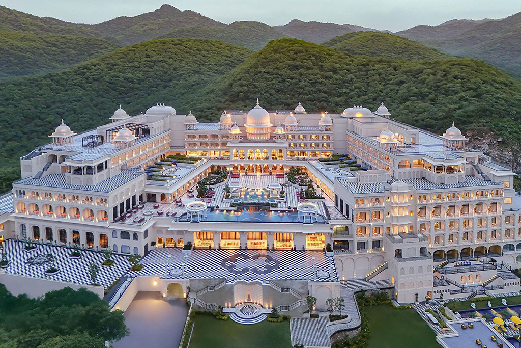 Fairmont Udaipur Palace — The Largest Wedding Hotel in Udaipur