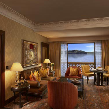 Leela Palace Luxury Suite