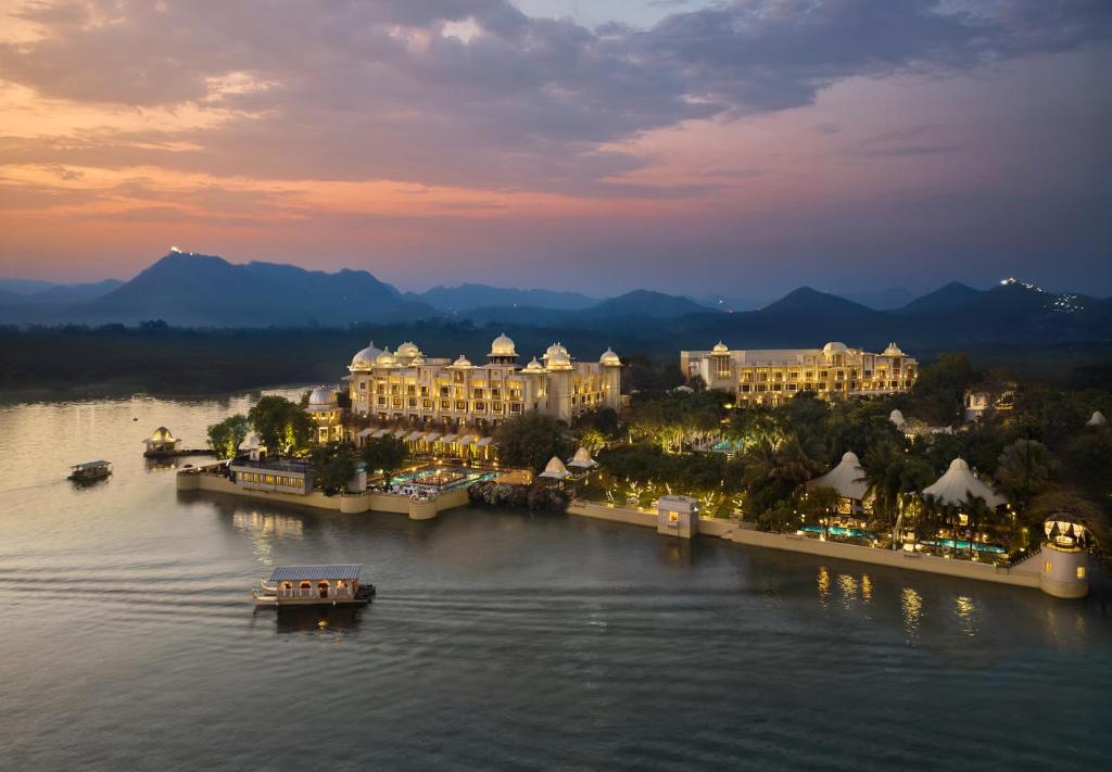 The Leela Palace Udaipur Weddings