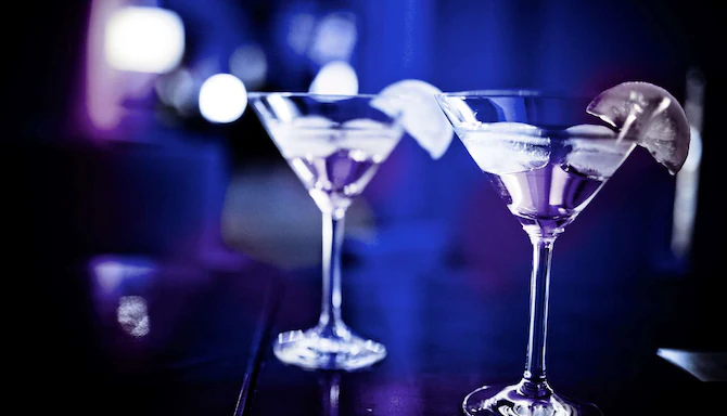 Radisson Blu H2O Pool Bar