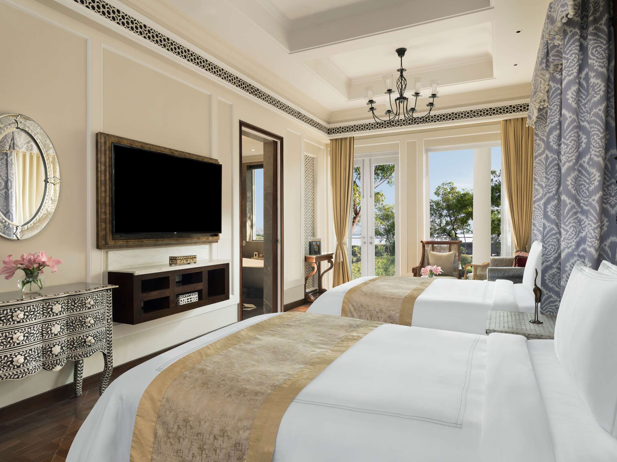 Raffles Oasis Suite Raffles Udaipur