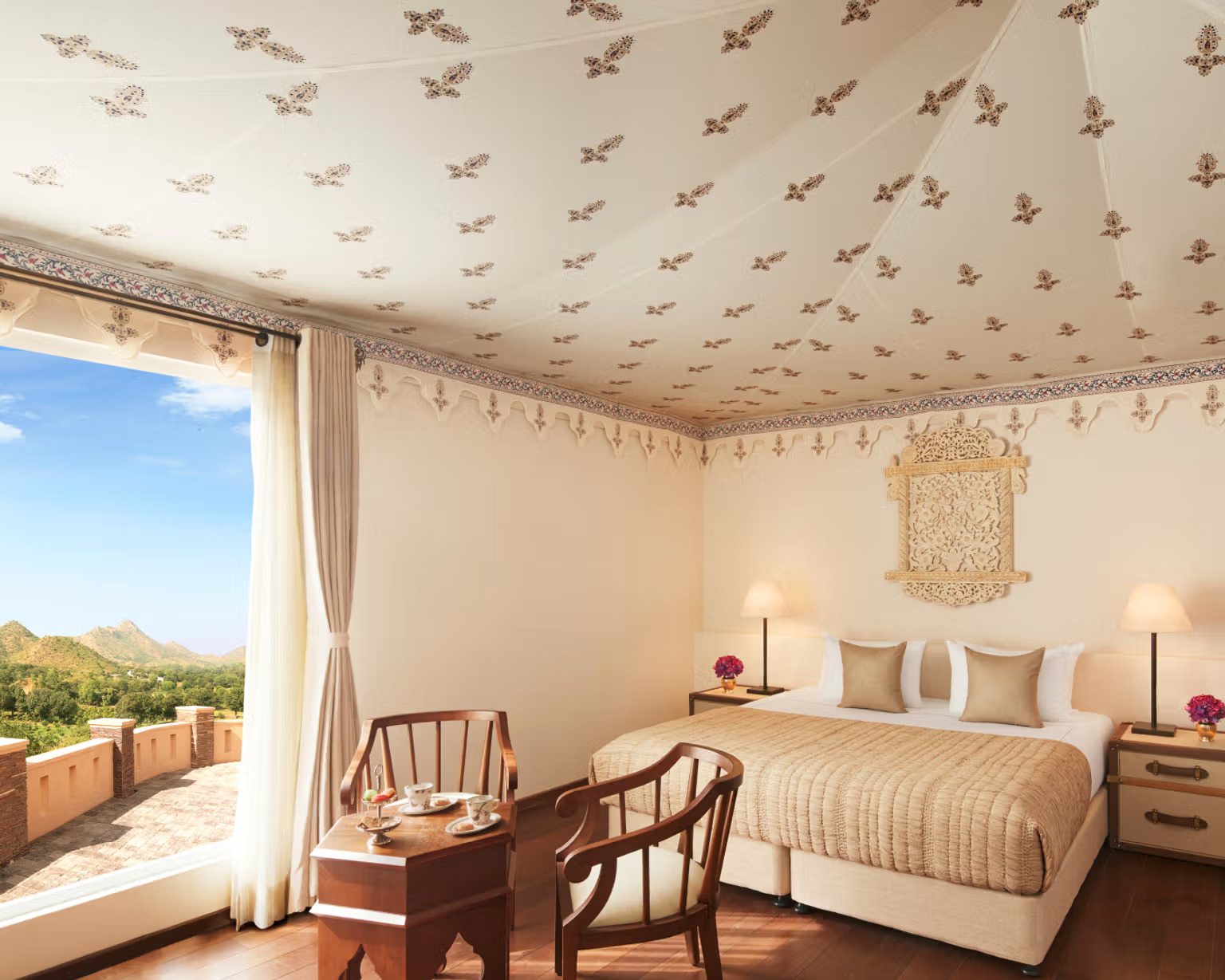 Grand Luxury Room with Private Sit-Out