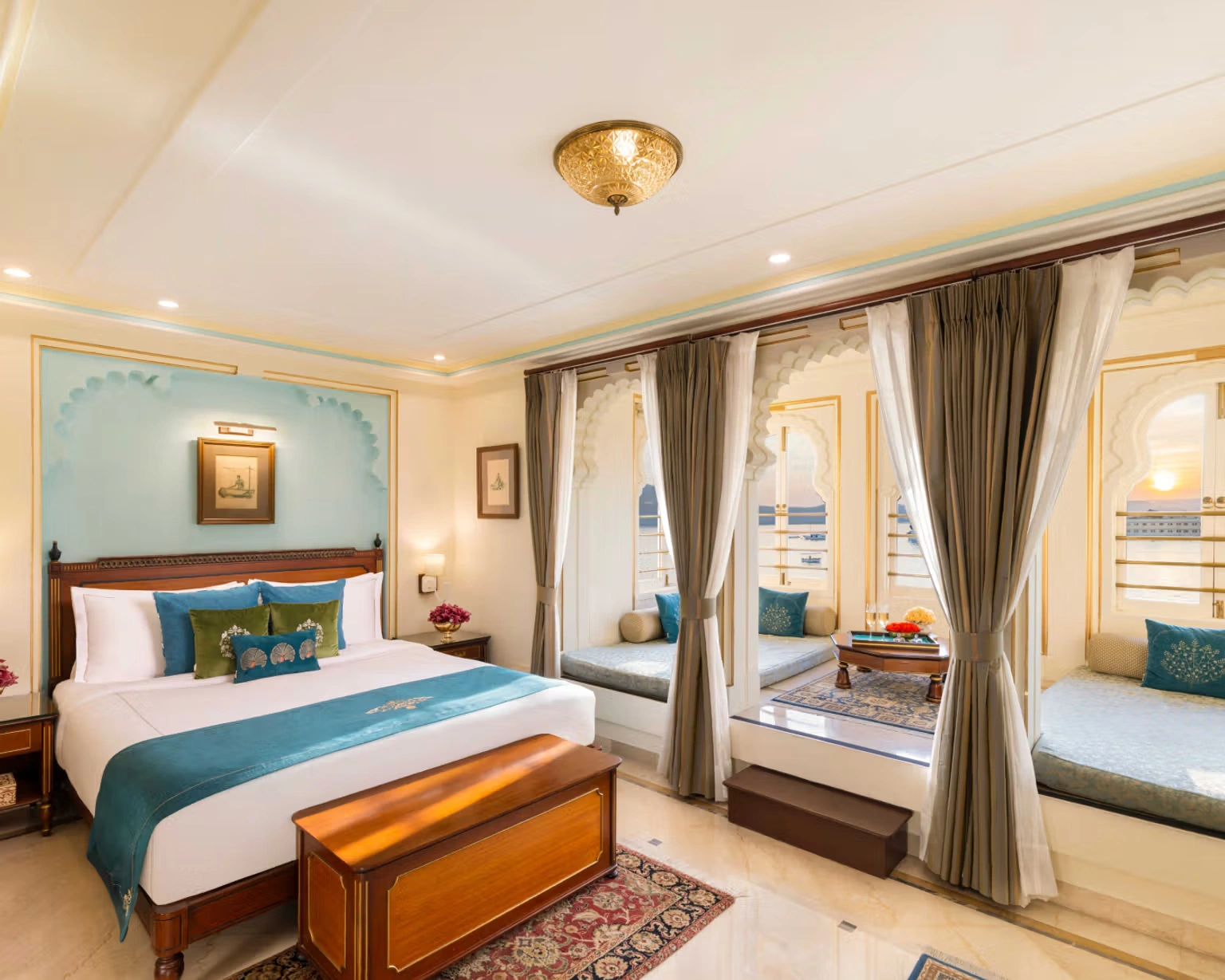 Taj Fateh Prakash Grand Luxury Suite 