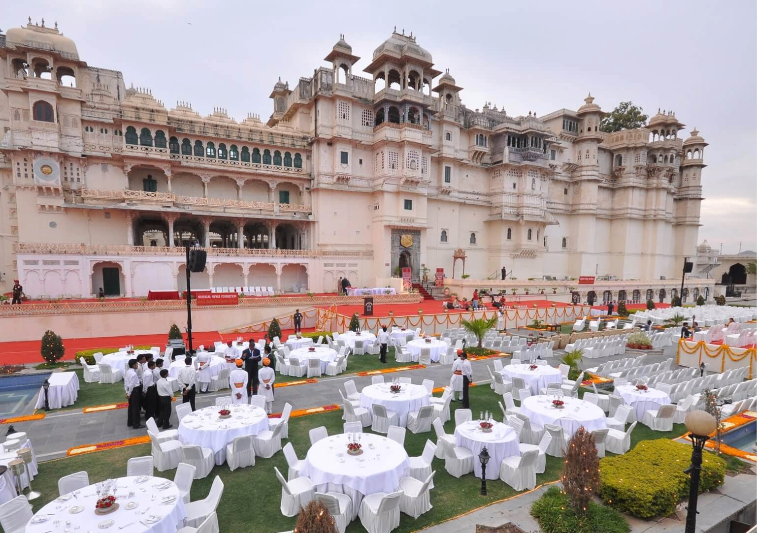 Taj Fateh Prakash Manek Chowk
