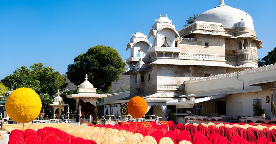 How a Udaipur Wedding Planner Turns Your Vision into Royal Reality