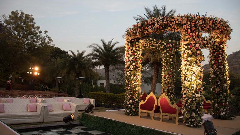 Dazzling Mandap Decor ideas for this wedding season