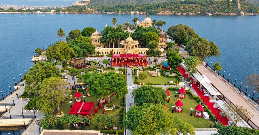 Destination Wedding Cost 2026-27