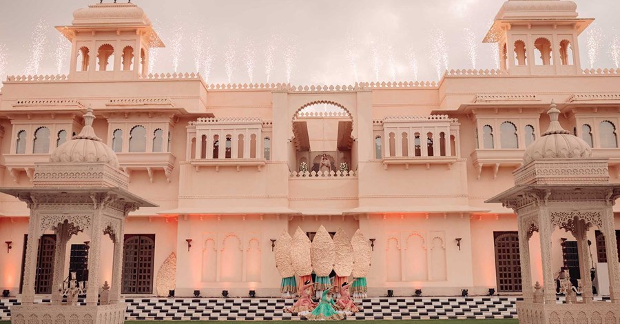 Plan Your Dream Wedding: Creating Unforgettable Moments with Expert Touch