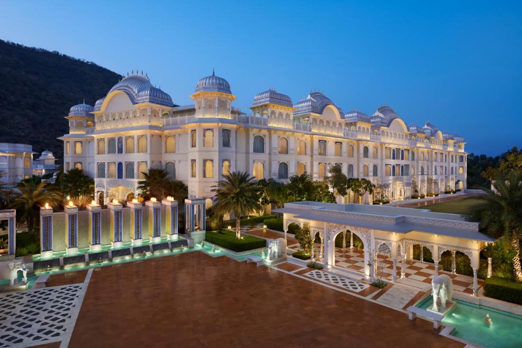the leela palace royal wedding jaipur