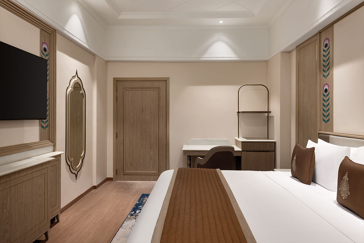 Wyndham Grand grand Rajwada Suite